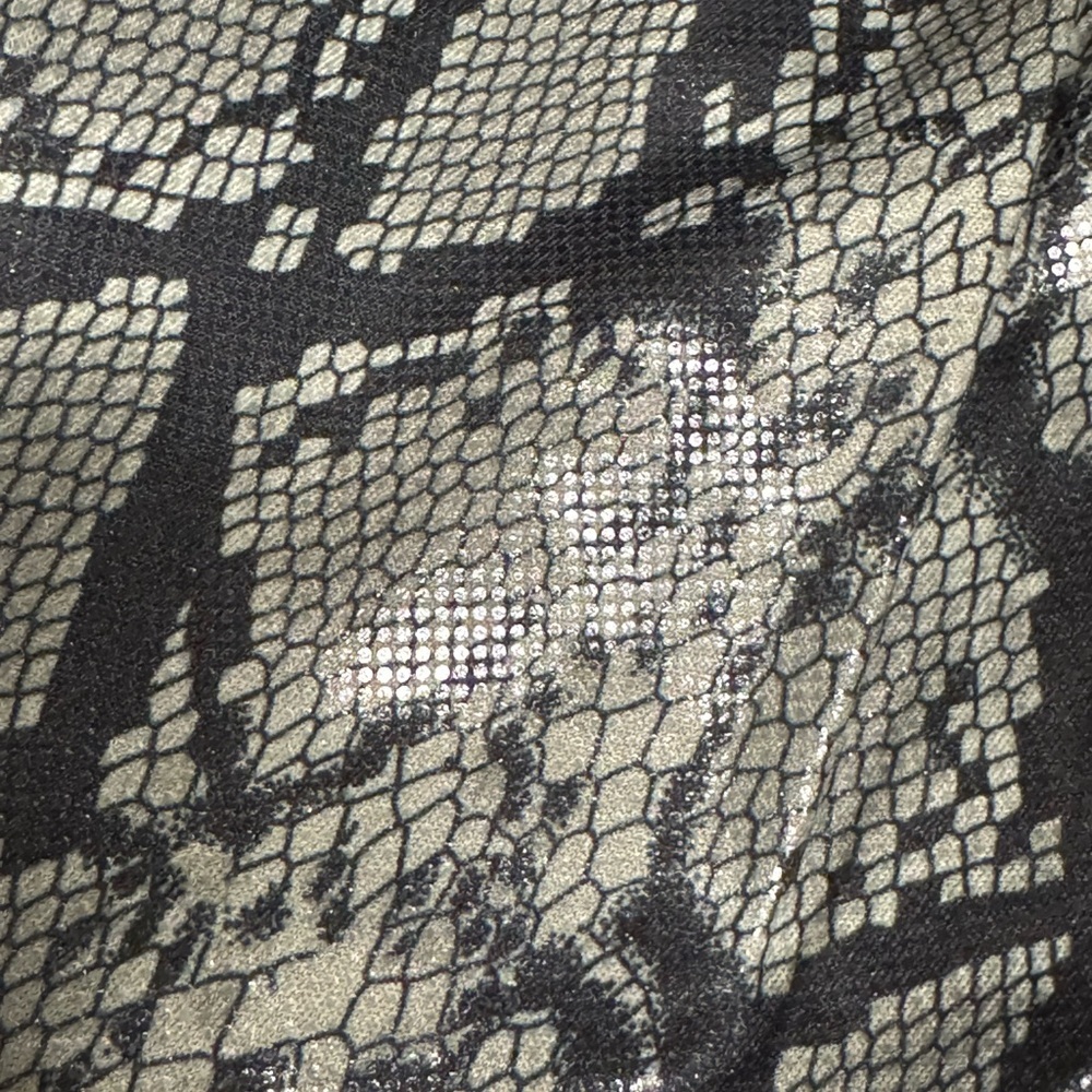 Intimo Snake Pattern Silk Boxers - Picture 7 of 10